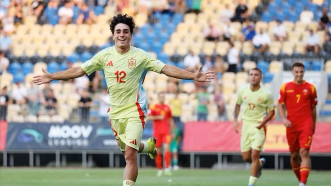 Испания и Румъния са на 1/2-финал на Европейското до 19 години с гръмки победи