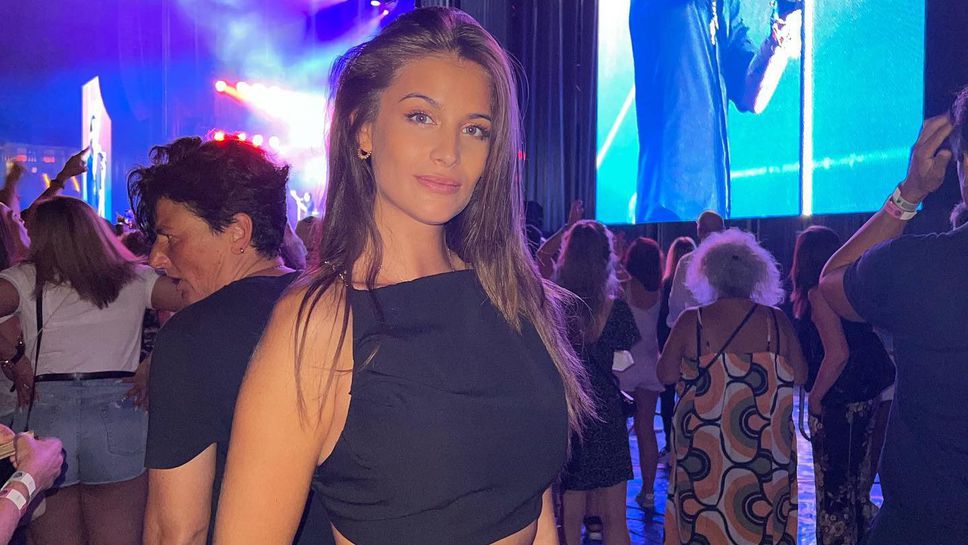 Испански модел се фука с тяло-трепач