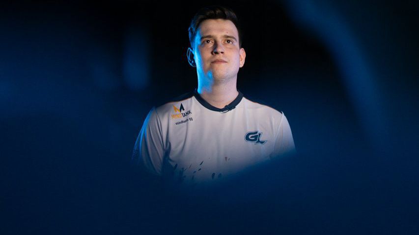 Финалистът от Мейджъра в Париж обяви двама нови