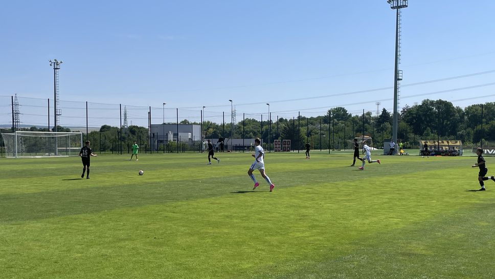 Динамо (Киев) разби Академия Удинезе и ще спори с Цървена звезда за място на финала на турнира в Разград