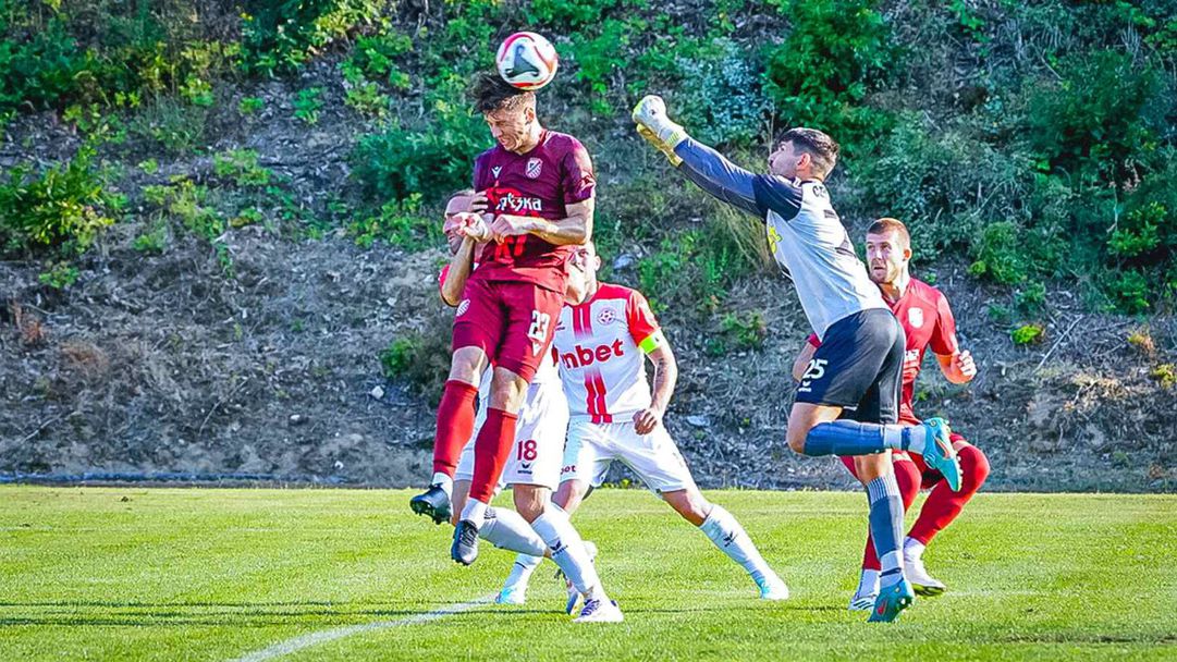 Септември (Тервел) с минимална победа