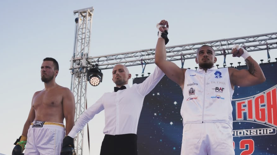 Експресен нокаут в първата среща на Max Fight 62