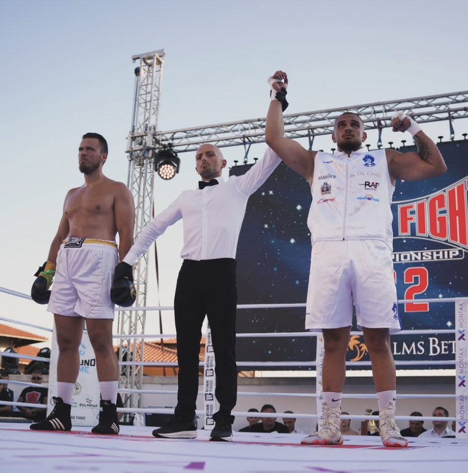 Експресен нокаут в първата среща на Max Fight 62