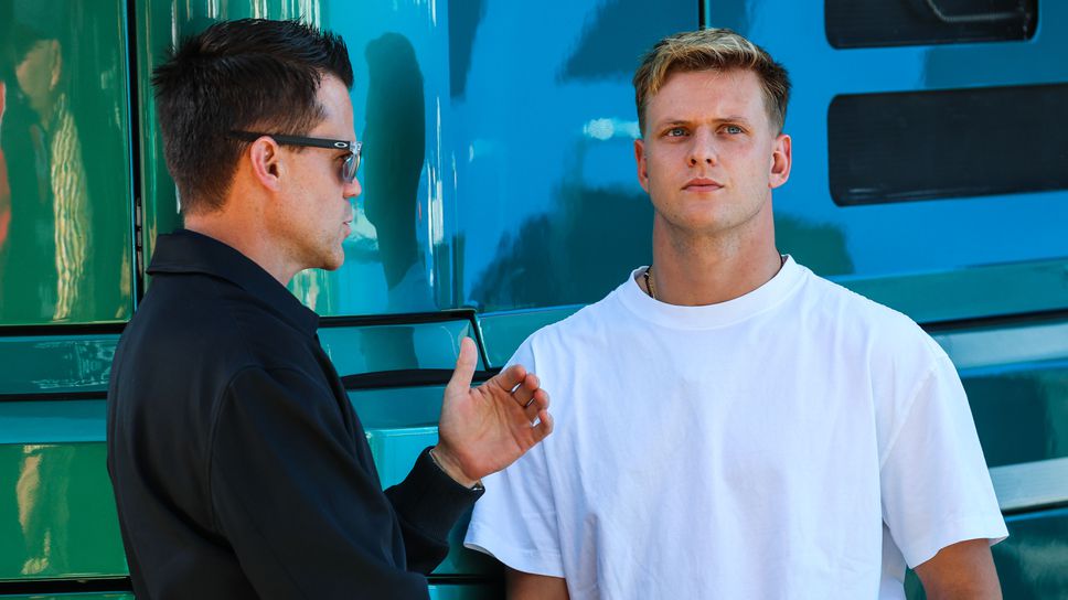 Първият тест на овално трасе на Мик Шумахер ще е