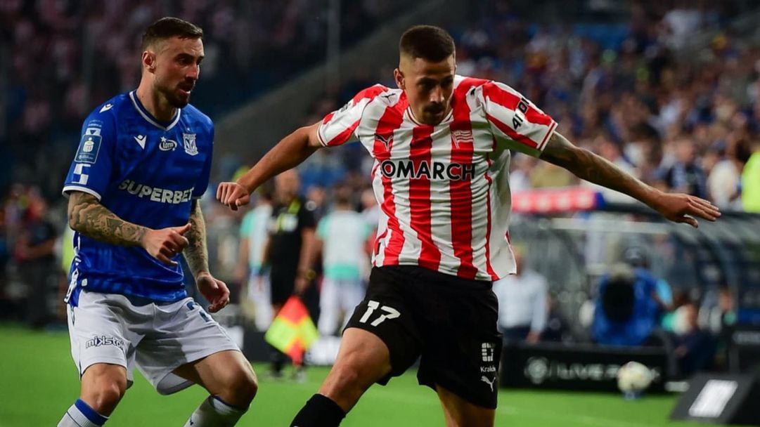 Минчев с гол при изненадваща победа на Краковия срещу Лех