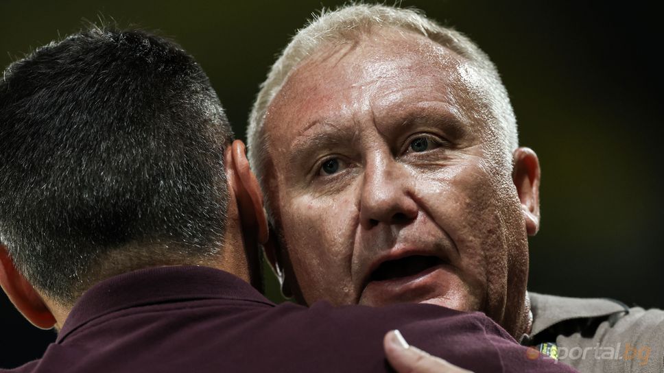 След куп треньорски откази - Белия остава начело на Ботев