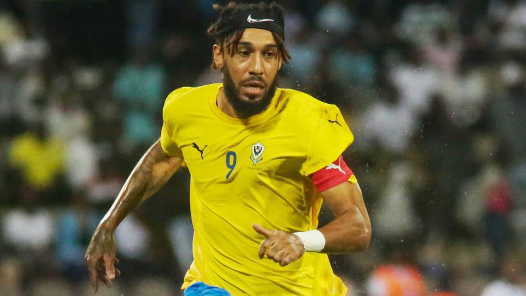 Обамеянг се завръща в Марсилия