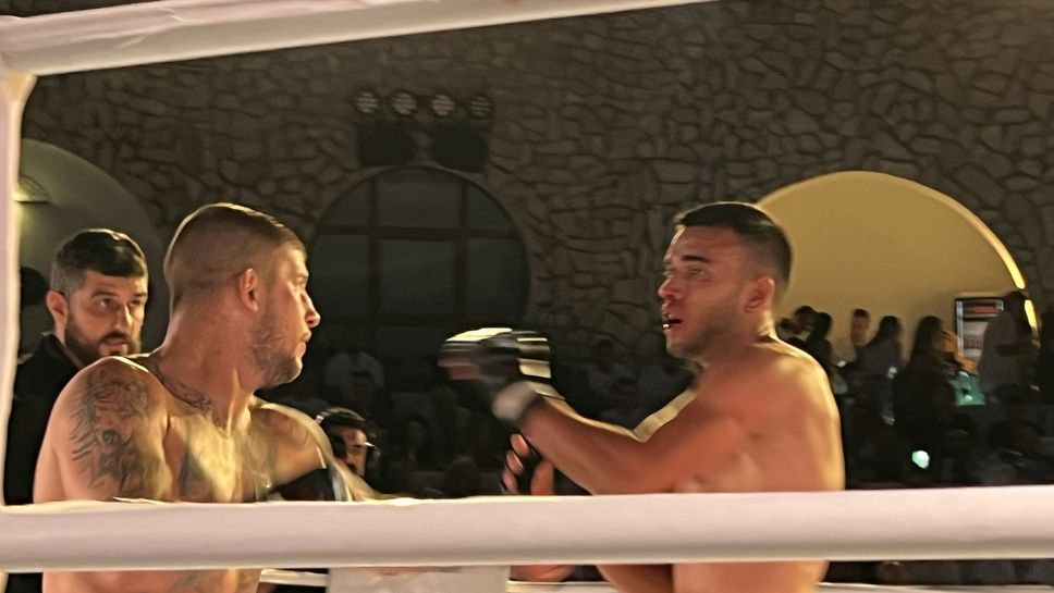 Александър Йотовски вдигна Амфитеатър Арена на крака на няколко пъти