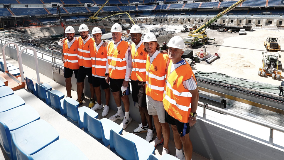 В Реал М сложиха каските и инспектираха ремонта на "Сантиаго Бернабеу"