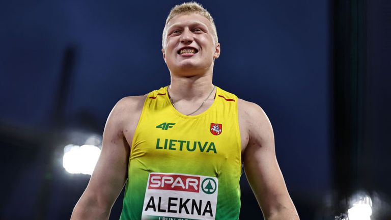 19-годишният Миколас Алекна спечели европейското злато на диск 16 години след баща си Виргилиус
