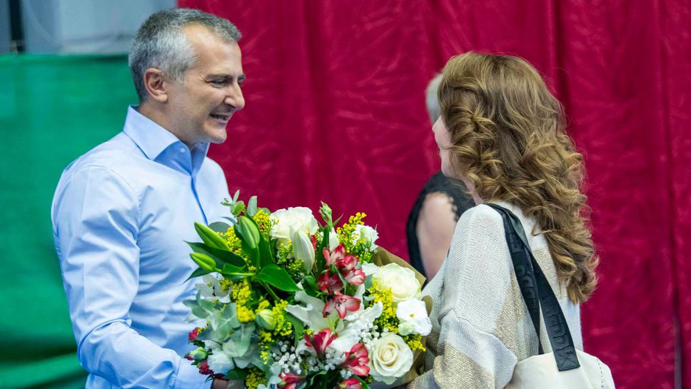 Димитър Илиев: Изключителната Ви отдаденост и усилията са гарант, че първите места на СП във Валенския, са запазени за Вас