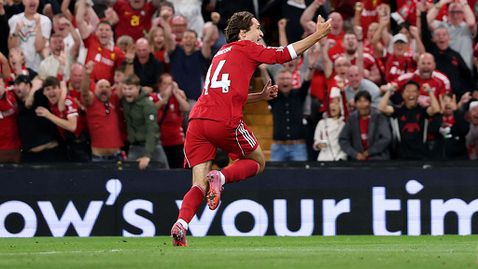 Слот обяви групата на Ливърпул, Киеза няма да пътува за Истанбул