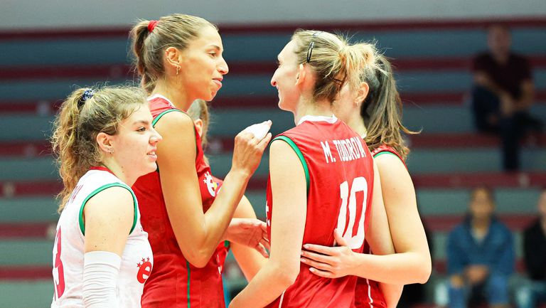 Волейболистките от националния отбор на България ще отпътуват за Световното