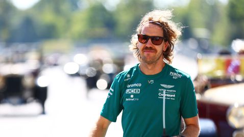  В Астън Мартин са сигурни, че Фетел не прави турне за прощаване 