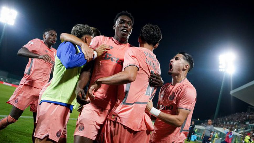 Порто продължи безгрешния си рецитал след нова класика