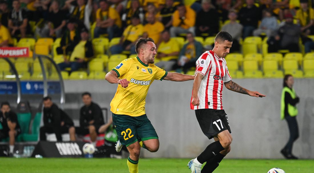 Минчев и Краковия стъпиха на върха в Полша