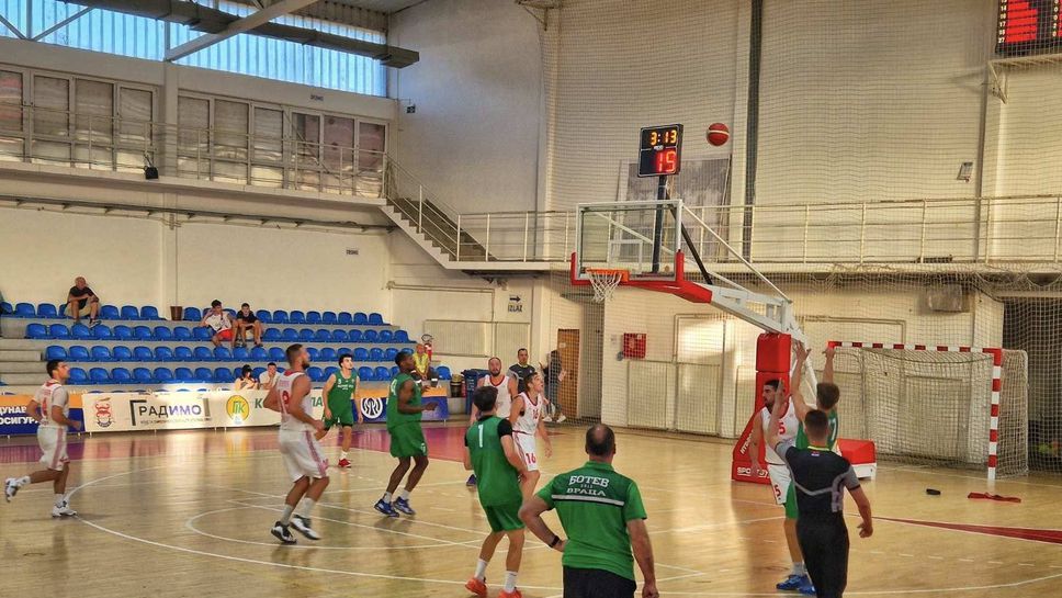 Новият участник в Националната баскетболна лига за мъже  НБЛ Ботев 2012