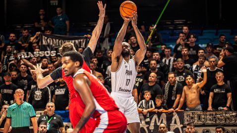 ПАОК сложи край на първия ден от квалификациите за ШЛ с уникално шоу от феновете си в Самоков