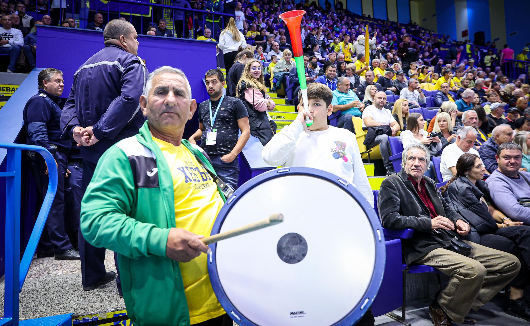 Шампионска лига: Хебър - Младост (Загреб) 3:1 🏐
