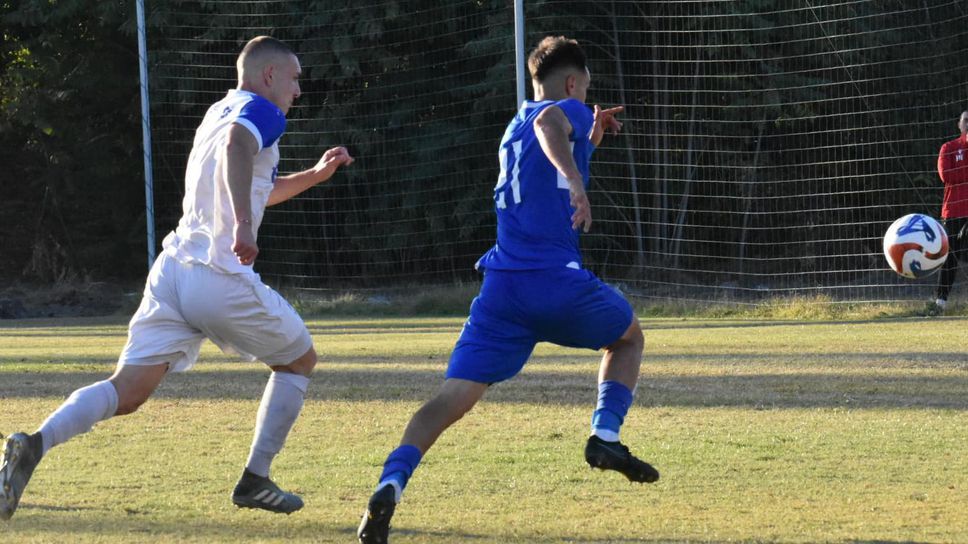 В неделя Спартак Пловдив гостува на съгражданина Локомотив II Срещата