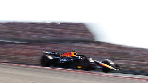 Ръсел с обяснение за страхотното темпо на Макс в Остин