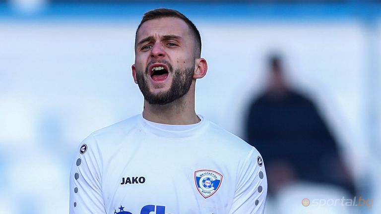  Нападател напуща Спартак (Варна) 