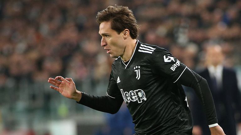 Крилото на Ювентус Федерико Киеза ще съкрати почивката си по