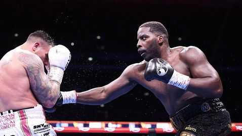  Лорънс Околие предложи помощ на Джейк Пол за борбата с Антъни Джошуа 