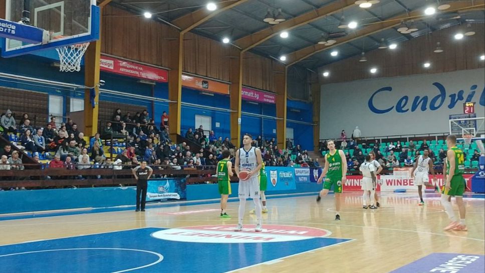 Спартак надви Шумен у дома