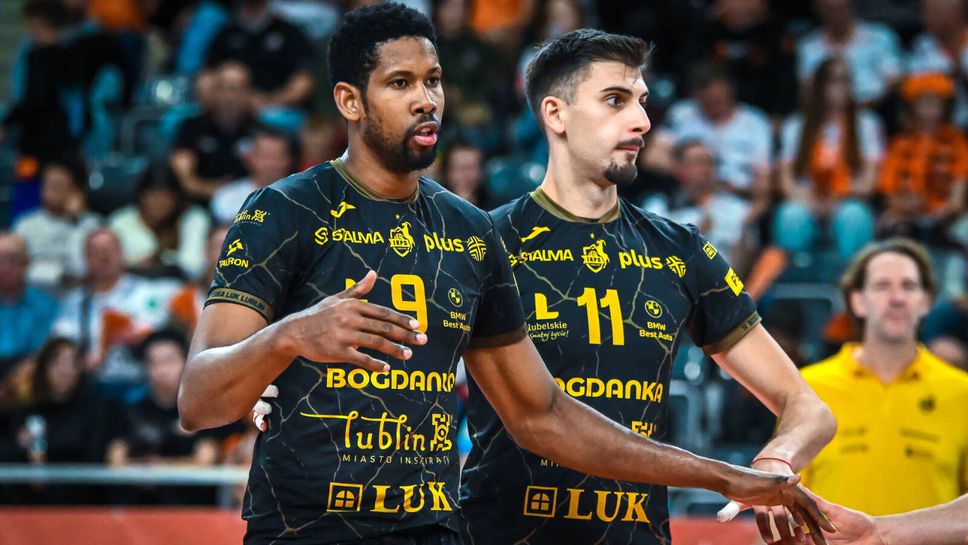 Фантастичен Алекс Грозданов с 14 точки! Богданка се върна към победите