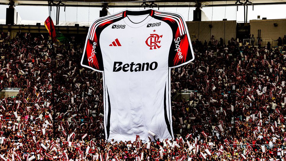 Марката е неразделна част от емоцията която събира спортните фенове От футуристичната