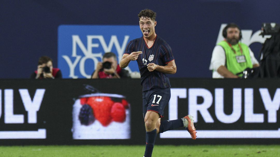 САЩ разгроми Уругвай в контрола