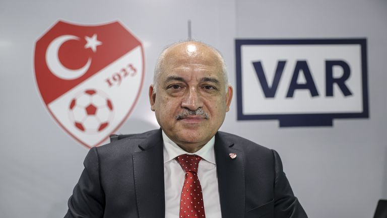 Турският футбол върви към сериозни и кардинални решения след като