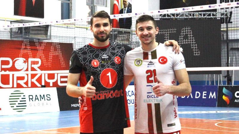 Мартин Атанасов и Зираатбанк спечелиха "българското" дерби със Светослав Иванов и Джизре