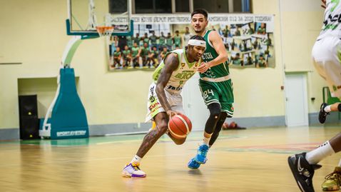  Играч на кръга - Дариъс Хол 