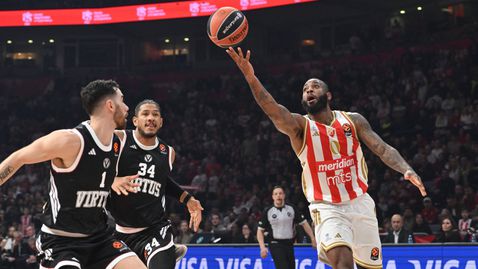 Фантастичен Милър-Макинтайър поведе Цървена звезда към драматична победа