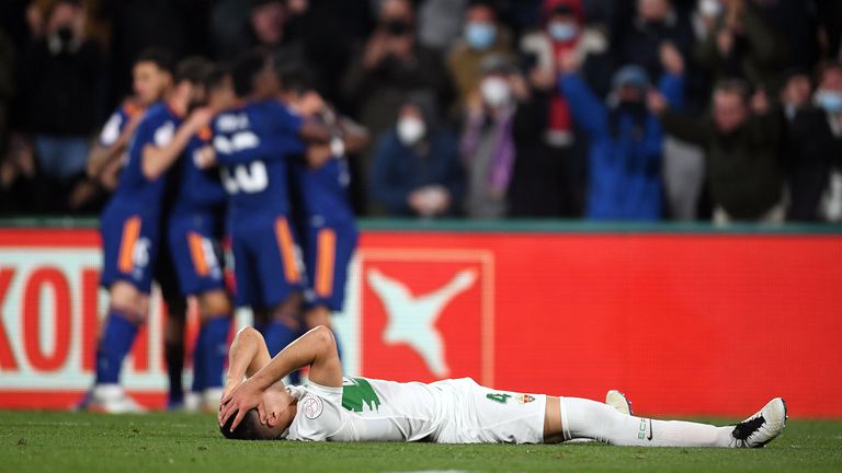  Реал оцеля в вманиачен мач и поврат в продълженията 