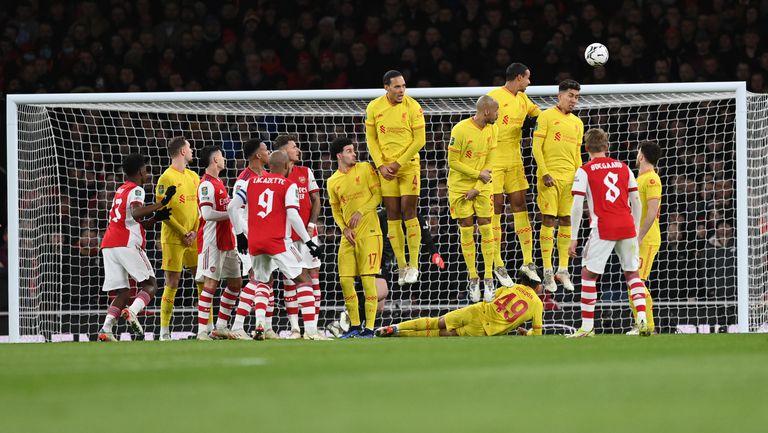  Арсенал 0:1 Ливърпул, Жота откри резултата (гледайте тук) 