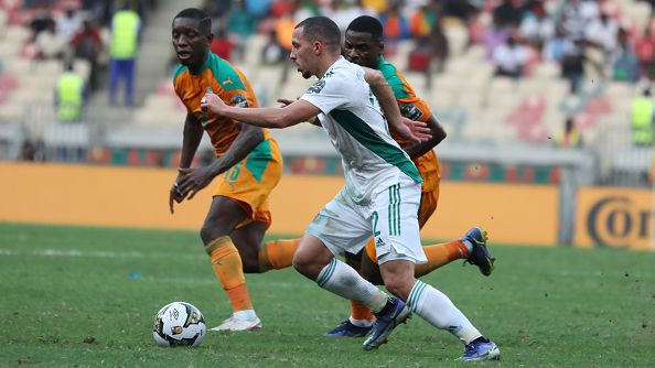 Шампионът Алжир отпадна сензационно от КАН след загуба с 1:3 от Кот д'Ивоар