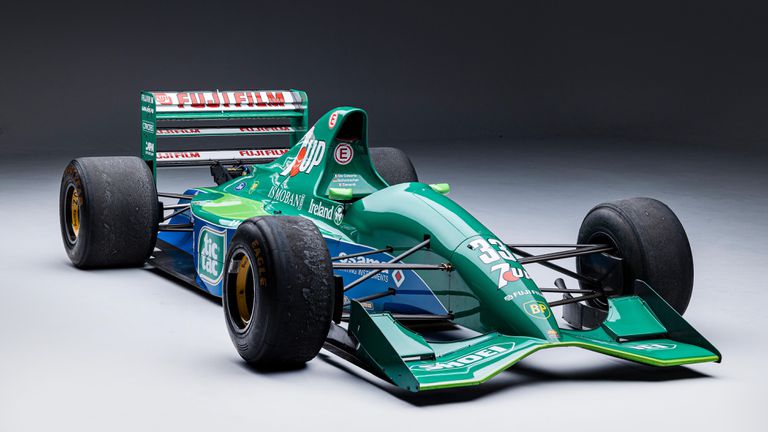 Автомобилът Джордан 191 с който Михаел Шумахер дебютира във Формула