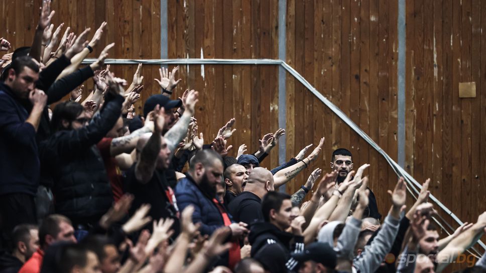 Лишаване от домакинство, без публика за 2 мача и 2500 лв глоба за ЦСКА след расистките скандирания