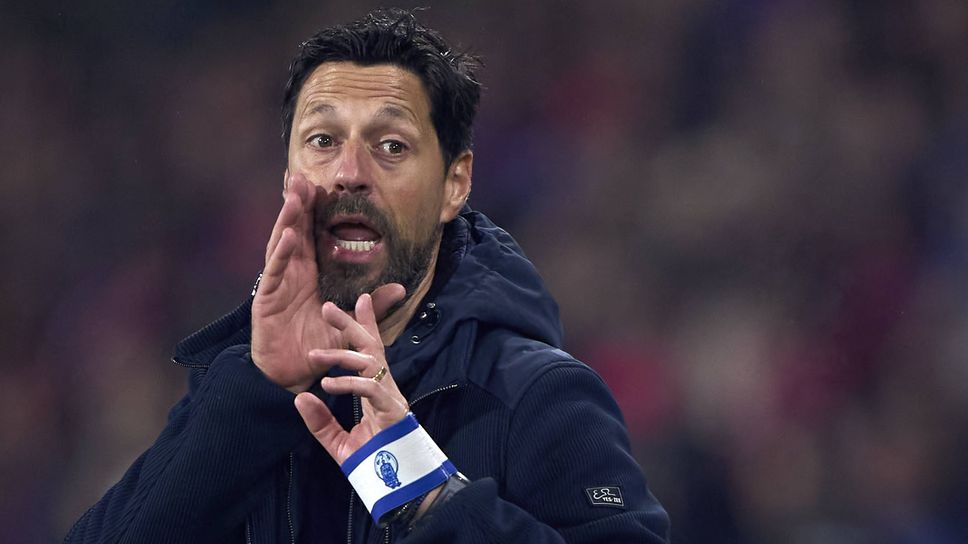 Старши треньорът на Порто Витор Бруно беше уволнен след шест месеца на поста