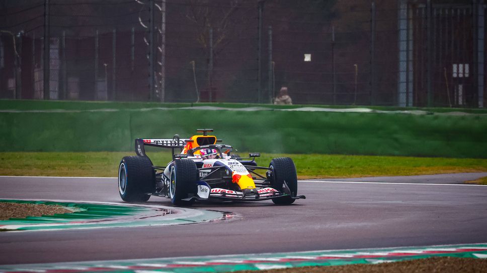 Новият автомобил на Рейсинг Булс за сезон 2026 във Формула