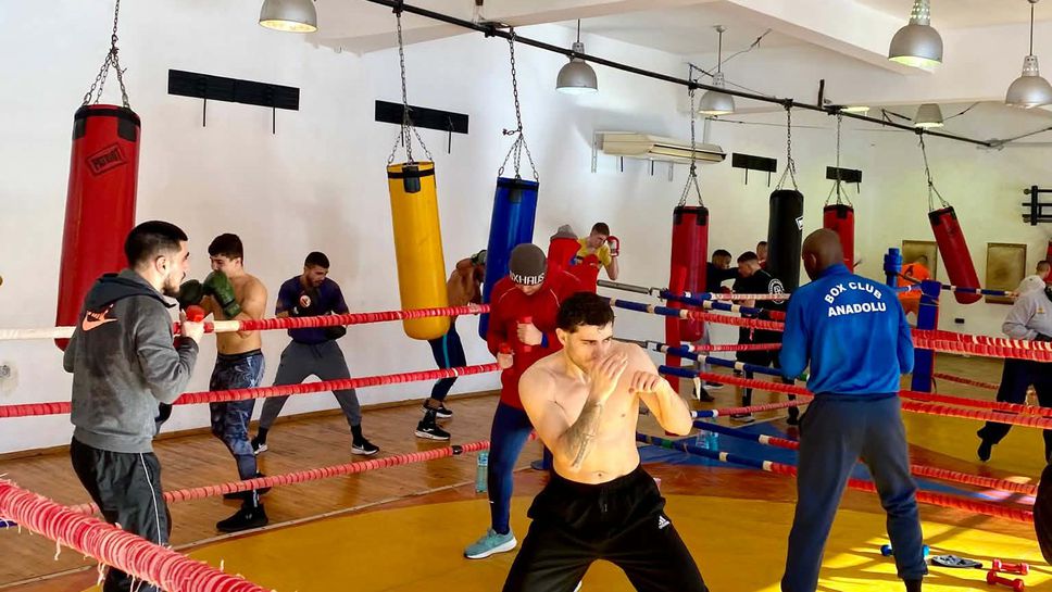 Състезателите от националния отбор по бокс на България за мъже