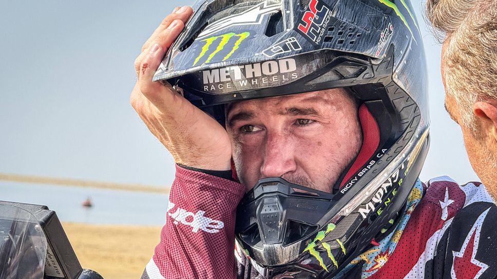 Американецът Рики Брабек загуби битката за победата при мотоциклетистите в