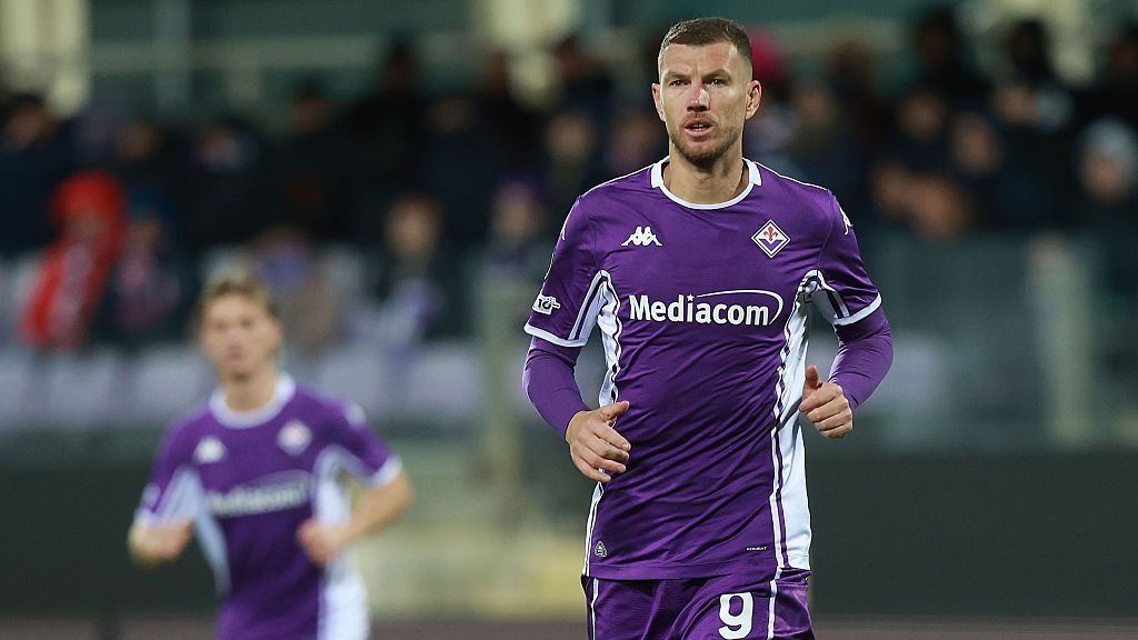 Легендата Джеко се завръща в Германия