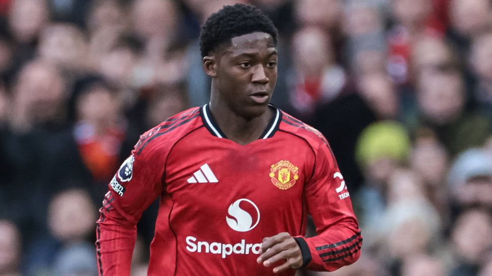 Халфът Коби Мейну няма да напуска Манчестър Юнайтед под наем