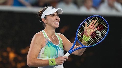 Олимпийската шампионка от Токио 2020 продължава в Мелбърн