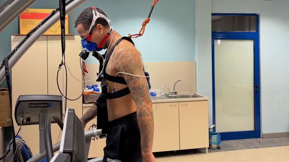 Новото попълнение на Рилски спортист Джон Дейвис който пристигна в