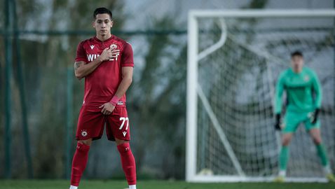 ЦСКА с тежка тренировка ден преди най-сериозната контрола в Турция, халф се прибра в София